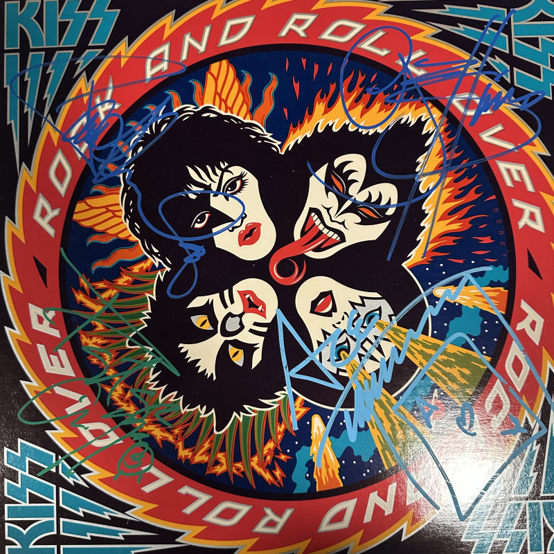 Kiss Autographed ALBUM 