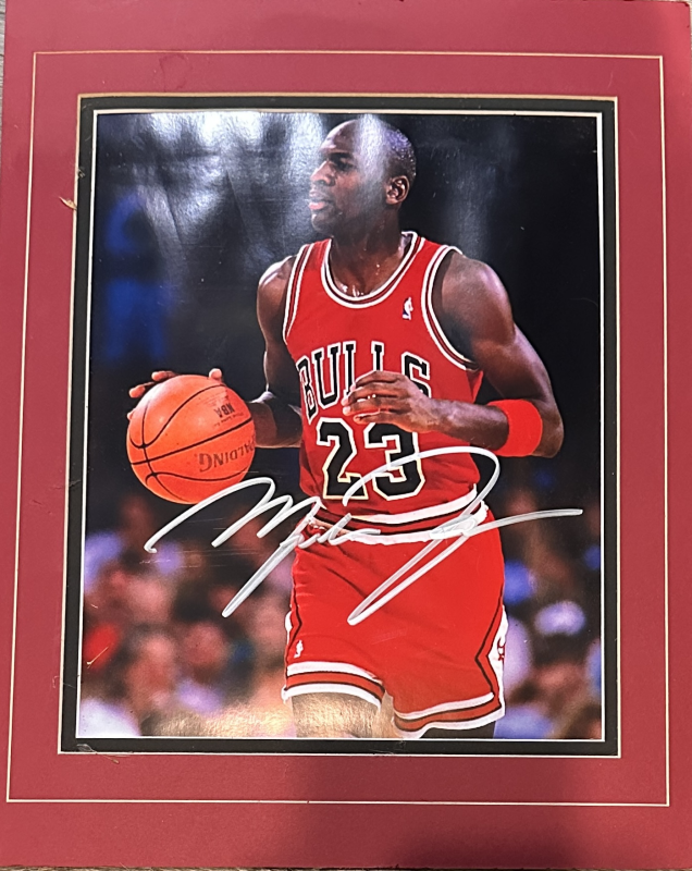 Michael Jordan Autographed Matted Photo