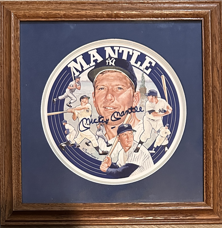 Mickey Mantle Autographed 12X12 Circle Display 