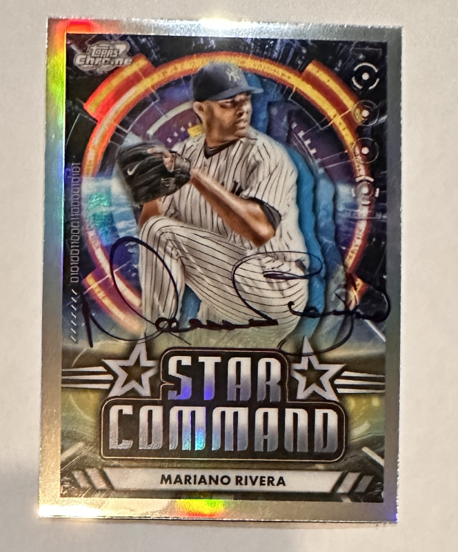 Mariano Rivera Autographed Card 