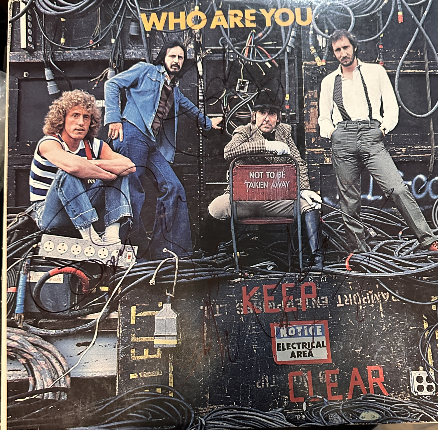 The Who Autographed ALBUM KEITH ROGER PETE JOHN 